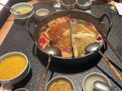 -三出山火锅(南京万象天地店)
