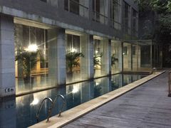 -广州卡丽酒店(大金钟路地铁站店)