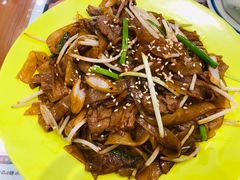 干炒牛河-小龍鳳餐室(番禺路店)