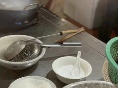 -建国蚵煎蚵面
