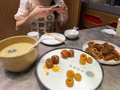 -闫府私房菜·百年鲁菜(恒隆店)