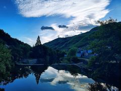 -安吉龙王山峡谷漂流