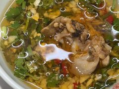 -何师傅美蛙鱼头(汉街店)