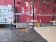 -麦当劳(国家体育场南路店)