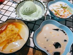 -董眼镜火锅(洪崖洞总店)