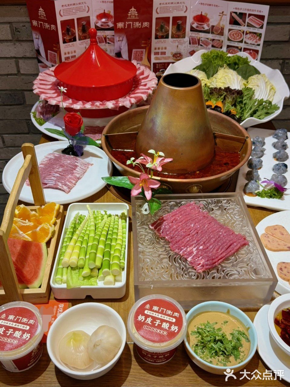 北京人的深夜食堂!这家涮肉的鲜羊上脑太顶了!