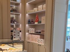 -Angelina安吉丽娜(恒隆广场店)