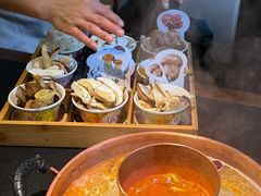 -菌自由丨野生菌火锅特色庭院餐厅(丽江古城店)