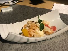 -穹六人间 people 6(岳阳路店)