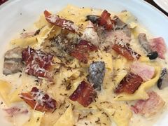 培根蘑菇手工宽面-ROAST coffee & eatery