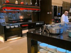 -上海西藏大厦万怡酒店Momo Cafe(徐汇店)