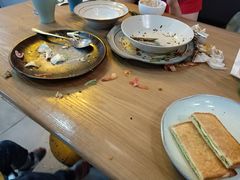 土司-HELLO 27 意面·沙拉·帕尼尼