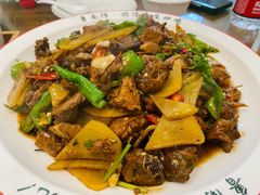 -鲁南仔·滕州炒鸡(经三路店)
