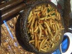 慢丽江庭院休闲餐厅(付家庄店)-慢丽江·云南野生菌土鸡锅(付家庄店)