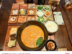 -银米·云南传统过桥米线(双廊黑金冠店)