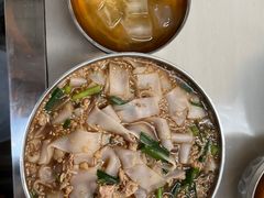 -正宗杨记普洱酸醋米线(总店)