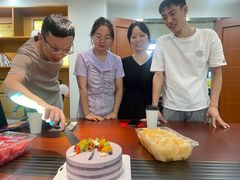 -皇冠幸福里动物奶油生日蛋糕(中山大道二中店)