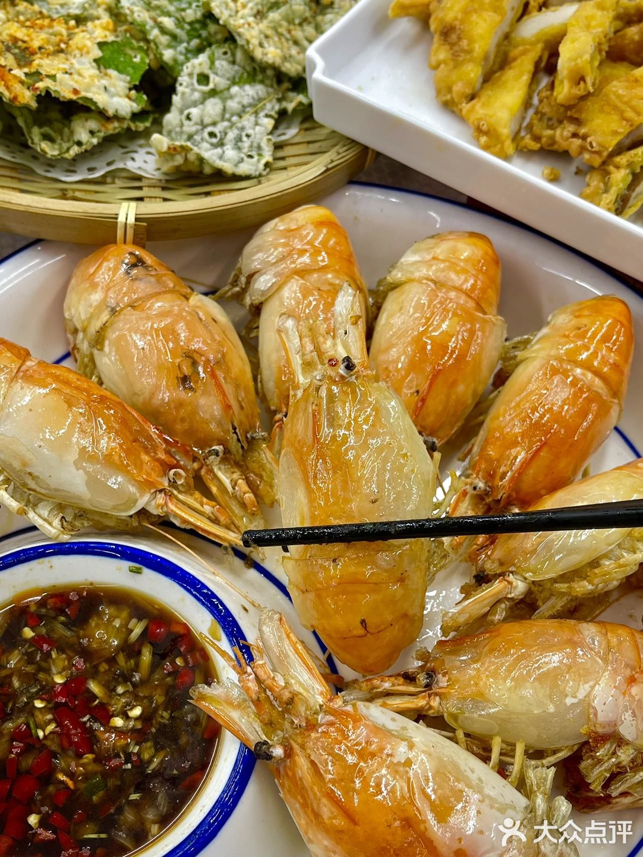 红记虾蟹城｜这大概是长沙最适合请客聚餐的饭店了！ 