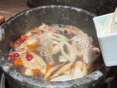 -蘑界·野生菌火锅(深业上城店)