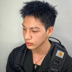 -Kraemer Paris  苏豪路易士·嘉玛发廊