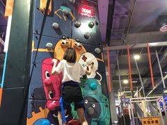 -嗨翻Hi-Fun竞技主题乐园·蹦床亲子生日轰趴(国光1937店)