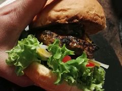 -HIGH FIVE哈福手工汉堡(桂林路店)