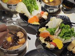 -呷哺呷哺 黄金牧场 (新中关购物中心店)