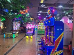 -菲菲羊乐园(临平银泰城店)