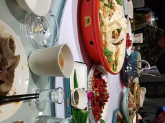 -巴特餐饮6加1音乐餐吧·新疆菜