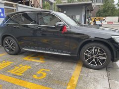 -上海星瀚奔驰4S店(红柳路店)