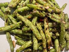 -蜜桃餐厅·伴山(绿宝广场店)