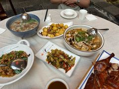 -蔼若春.传承三十年云南菜(金碧公园店)
