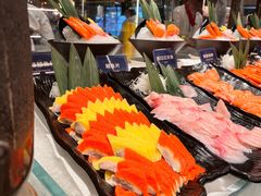 -钱小奴海鲜自助黑金店(杭州滨江龙湖店)