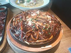 -蜜桃餐厅·伴山(湖滨商业街店)