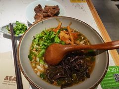 -百春原湖南牛肉粉(百联世纪店)