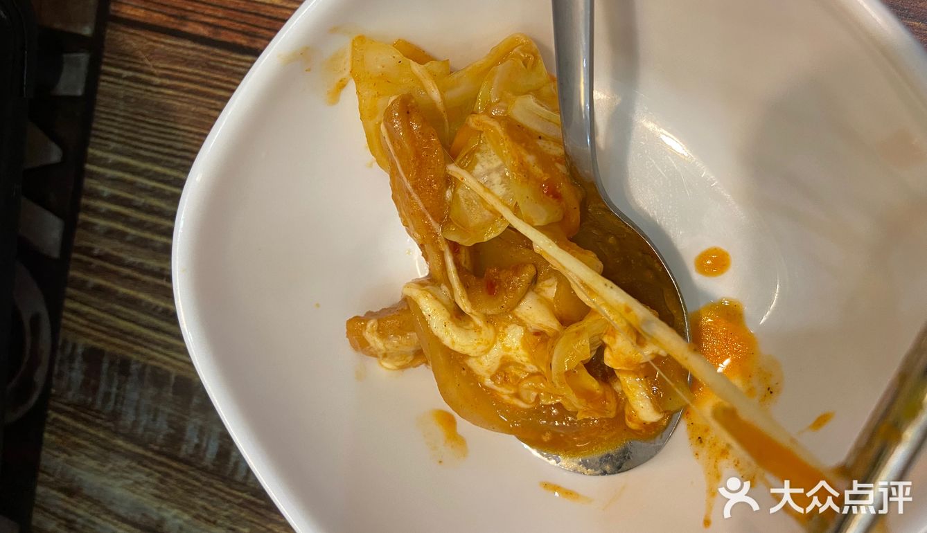 吾悦广场旁边小街里面的韩料店