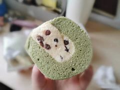 -红宝石·鲜奶小方·海派西点房(金杨店)
