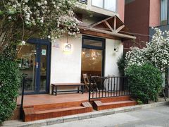 -Cafe Villa