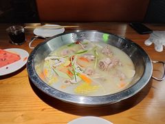 -佬土鹅肠火锅(解放路店)