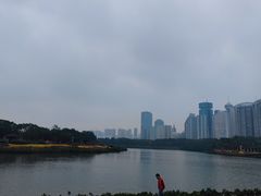 -万绿园
