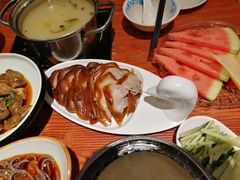 烤鸭半只-龙聚德北京烤鸭(沙坪坝华宇A馆店)