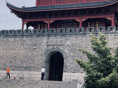 -巴陵广场
