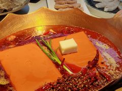 -墨居上隐·院子里火锅(峨眉店)