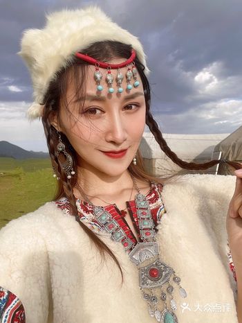 森林 草原 溪流 牛羊 还有牧羊女