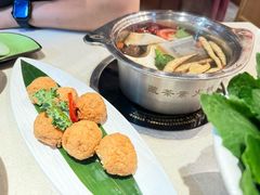 -一叶一世界·素食餐厅(锦华万达店)