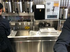 -CoCo都可(湖滨银泰店B区店)
