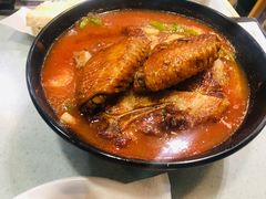 番茄浓汤鸡翅猪扒通粉-华嫂冰室(尖沙咀店)