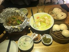 -潮粥荟·潮汕砂锅粥(朝阳大悦城店)
