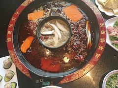 -三江两海老火锅(北京首店)