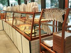 -Dough&Joe团憩(瑞虹天地月亮湾店)